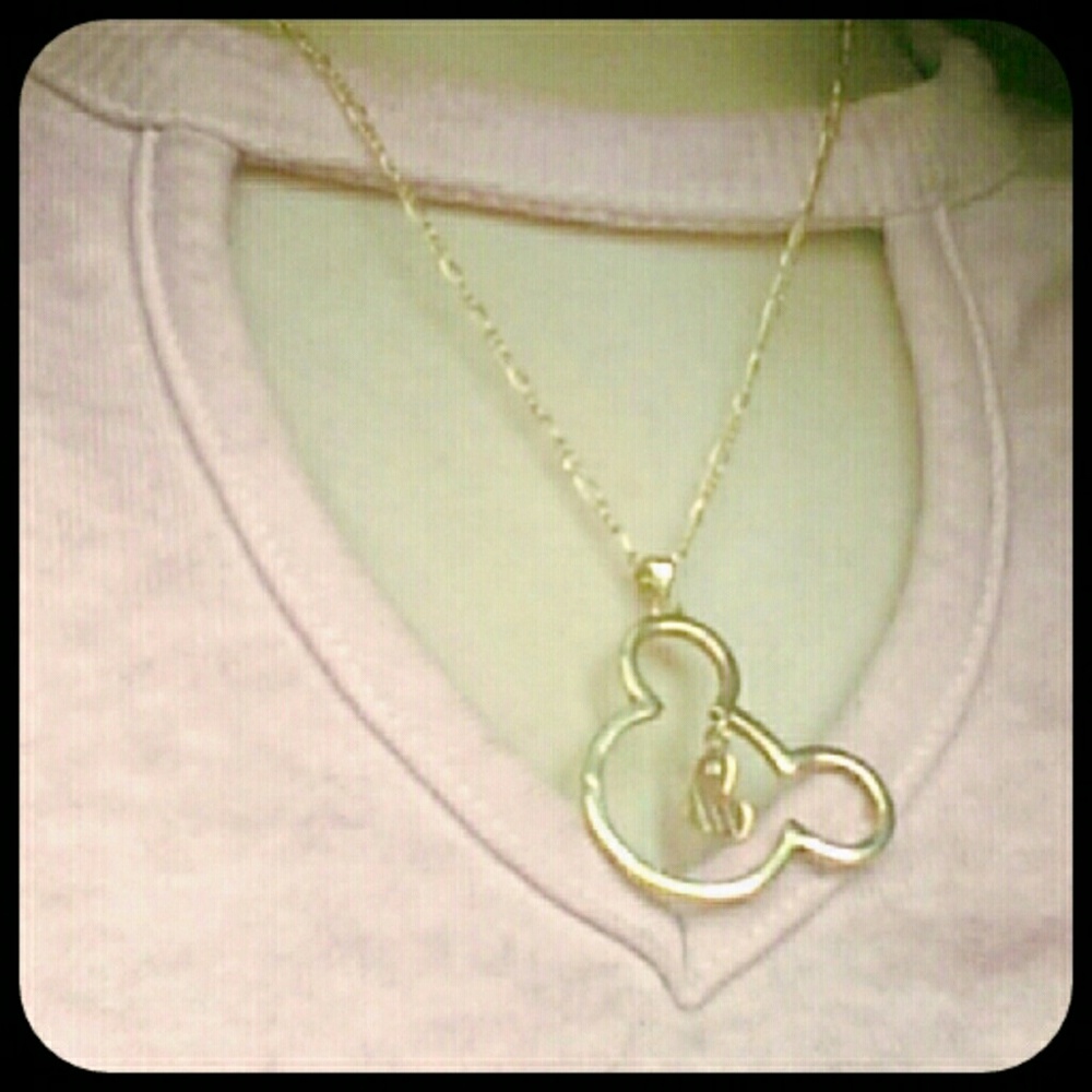 📣SOLD📣Gold Mickey/Disney Necklace